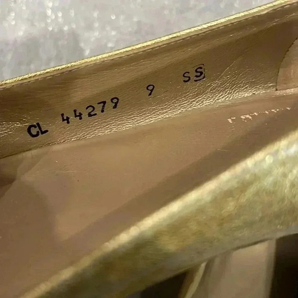 [9]Stuart  Weitzman Gold Buckle Patent Peep Toe Flat - Picture 7 of 9